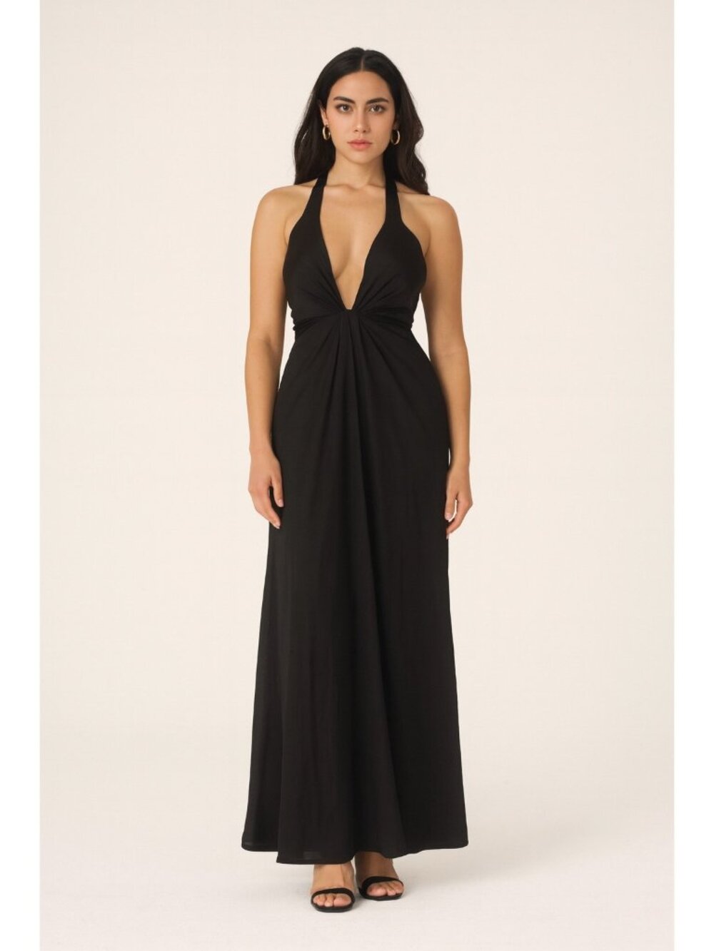 Giada NWT Black 100% Silk Maxi Dress Size 6 Plunging V Open Back Evening Gown
